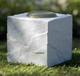 Gedenkstein - W�rfel mit Herz wei� - Bild vergr��ern 