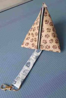 Leckerlie-Tasche Tetraeder beige-braun - Bild vergrern 